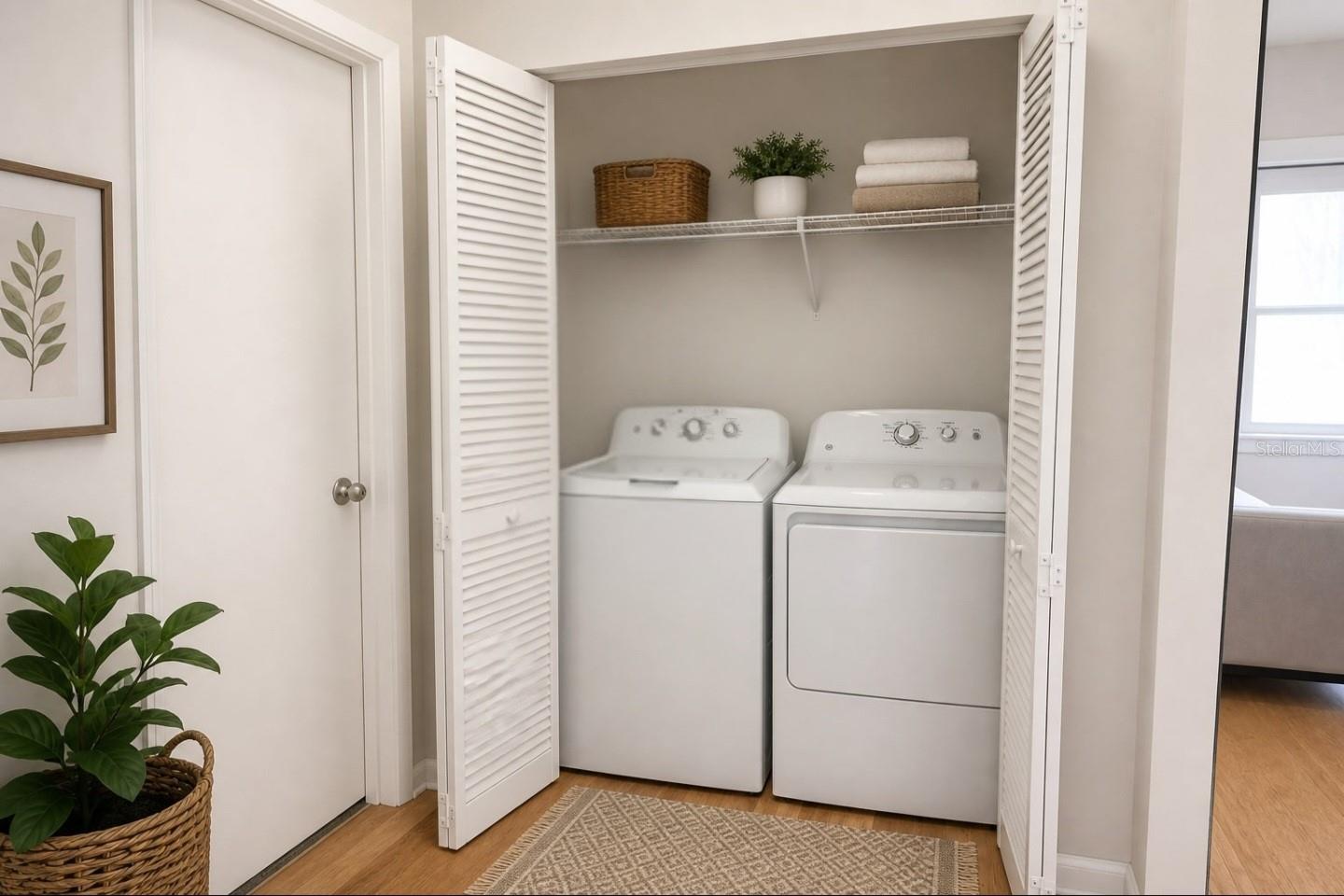 15215 Amberly Dr #907 Property Photo 21