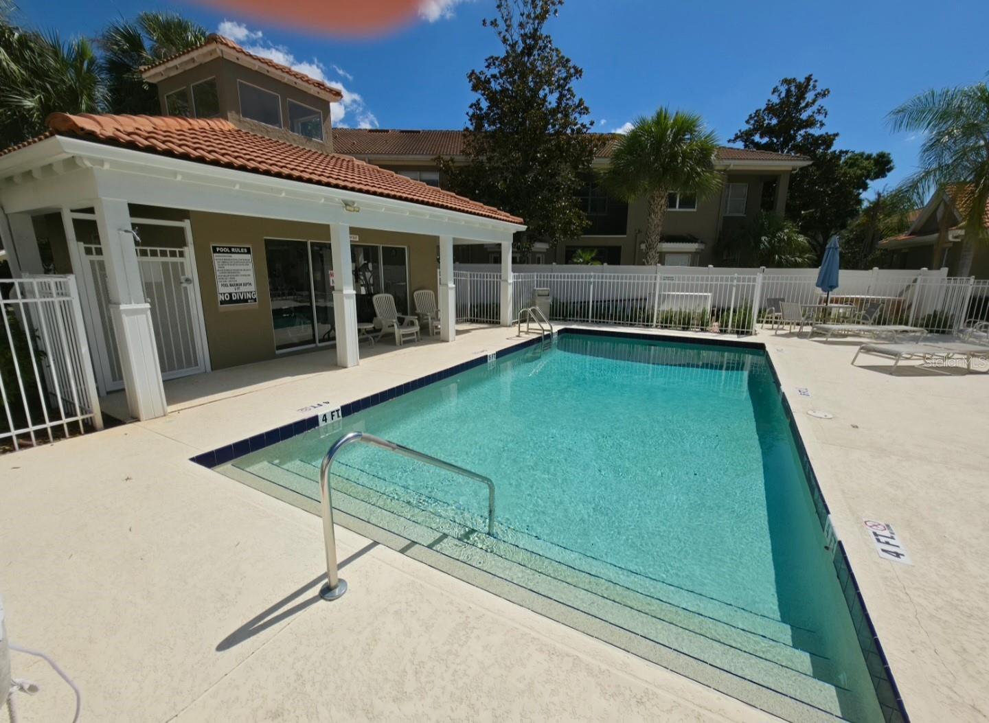 15215 Amberly Dr #907 Property Photo 29