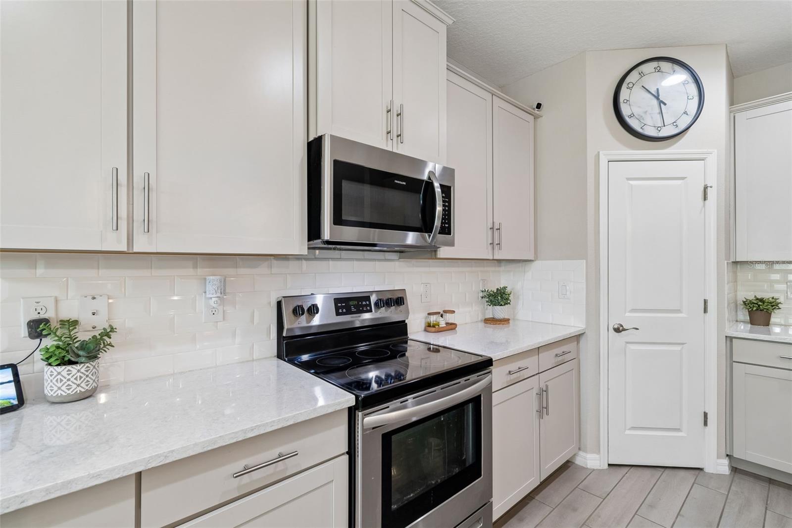 12507 Candleberry Cir Property Photo 12