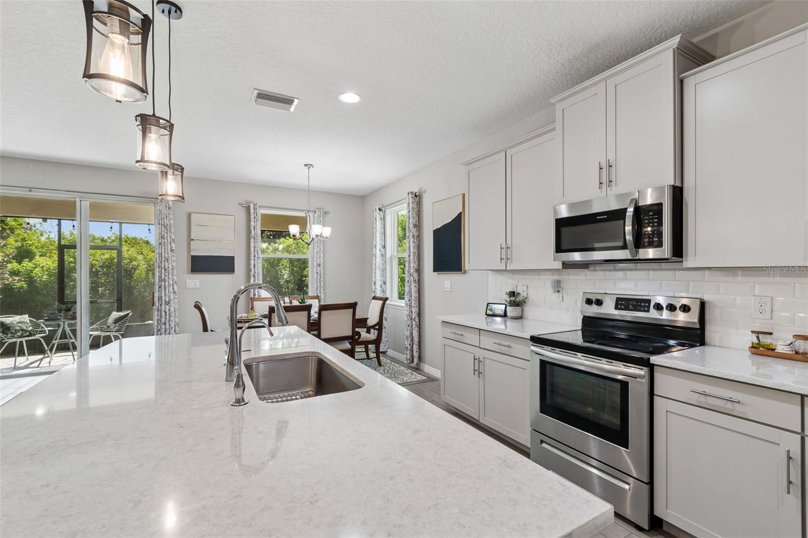 12507 Candleberry Cir Property Photo 15