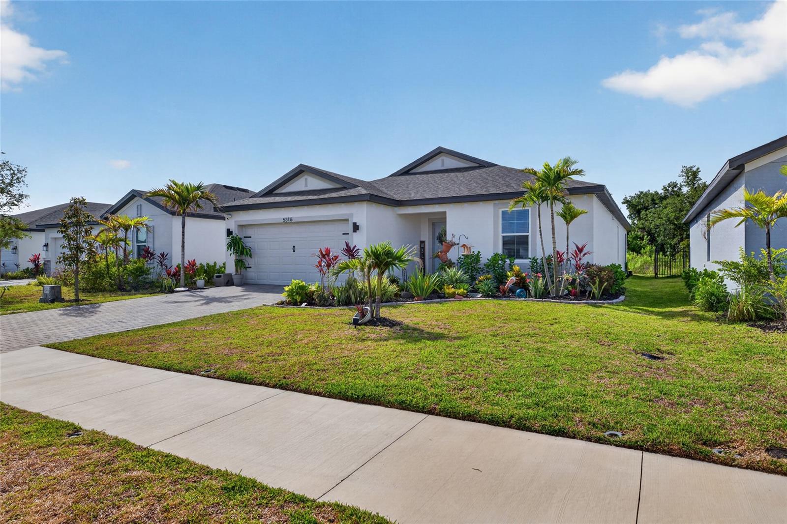 5316 Patano Loop Property Photo 3