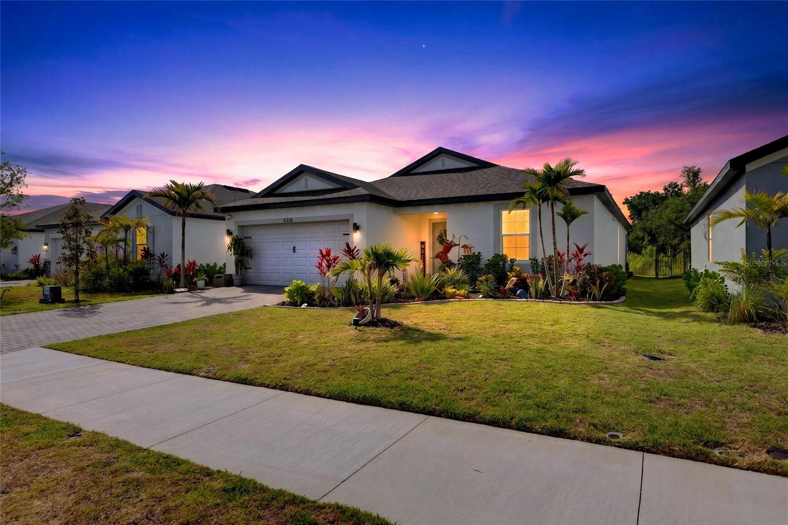 5316 Patano Loop Property Photo 4