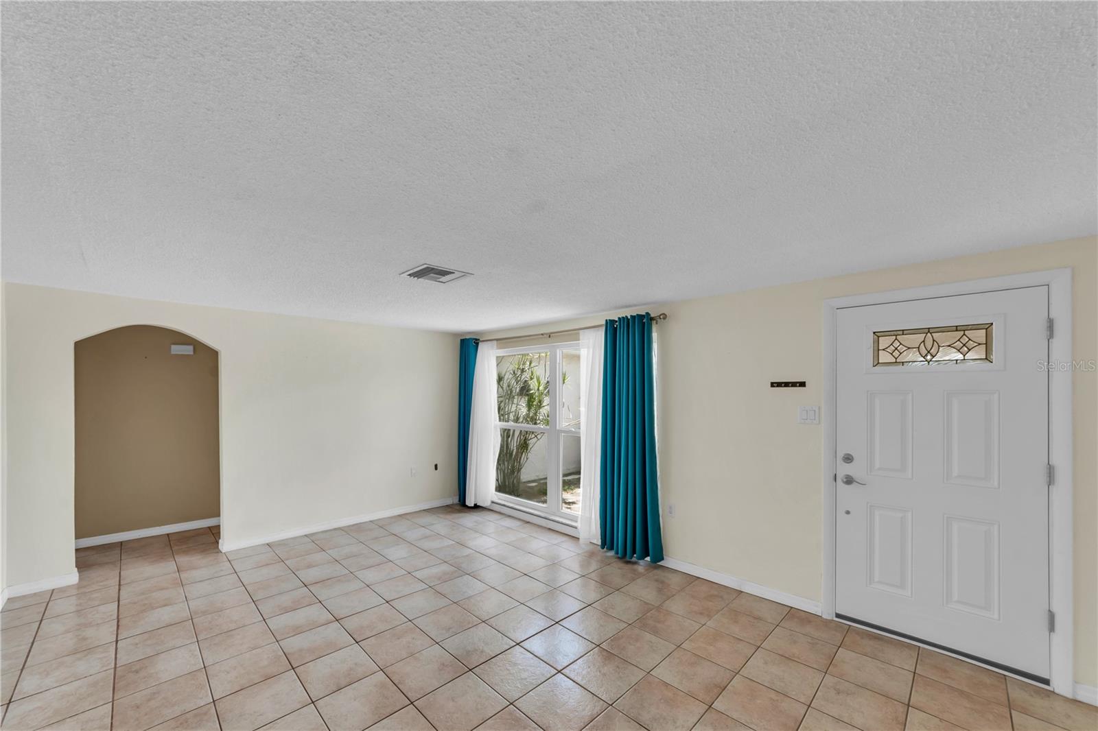 3401 Supreme Dr Property Photo 4