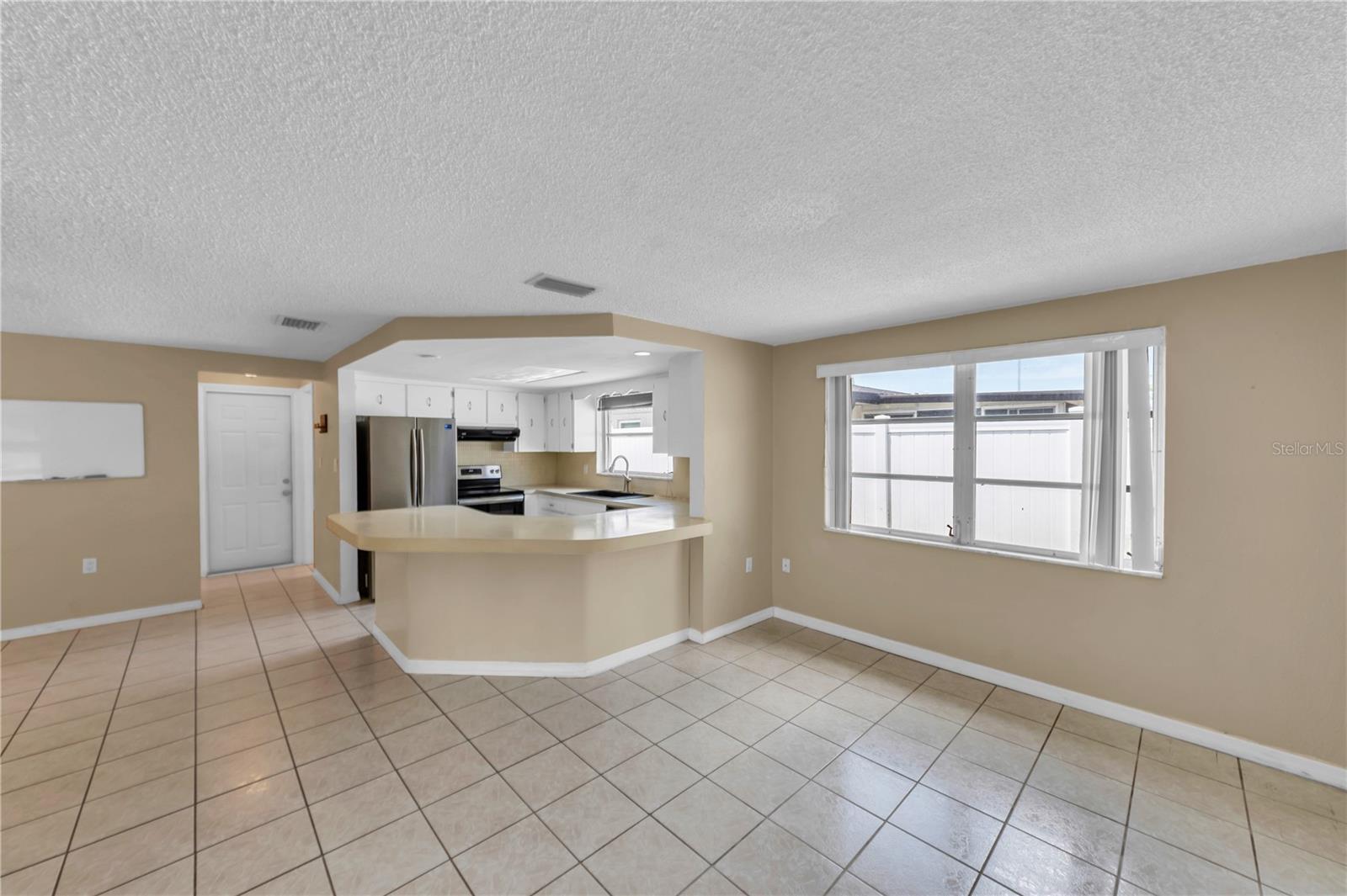 3401 Supreme Dr Property Photo 25