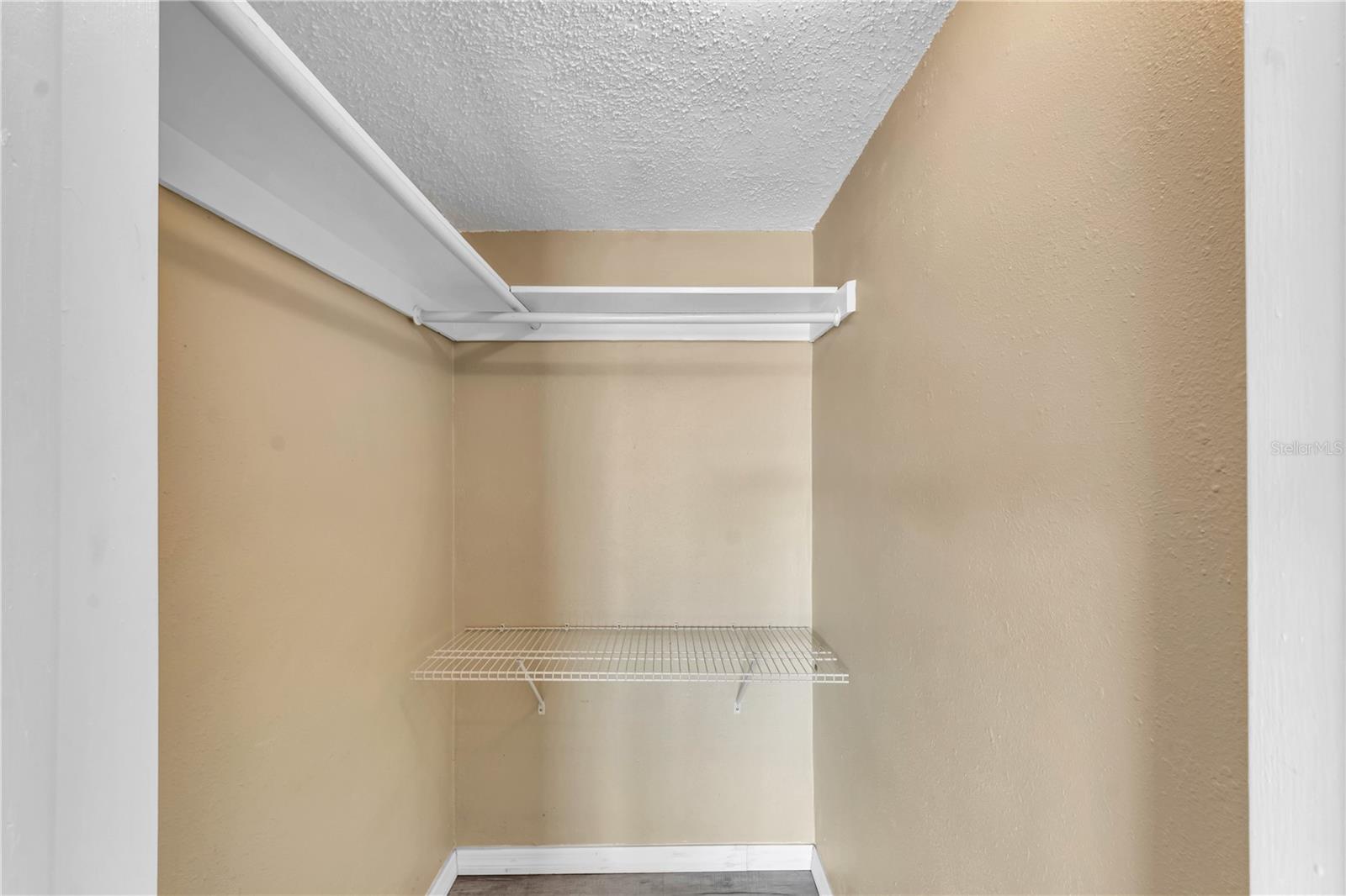 3401 Supreme Dr Property Photo 34