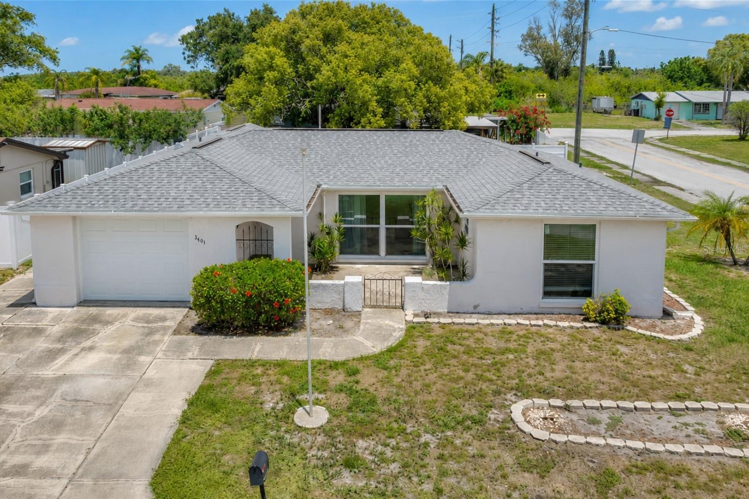 3401 Supreme Dr Property Photo 47