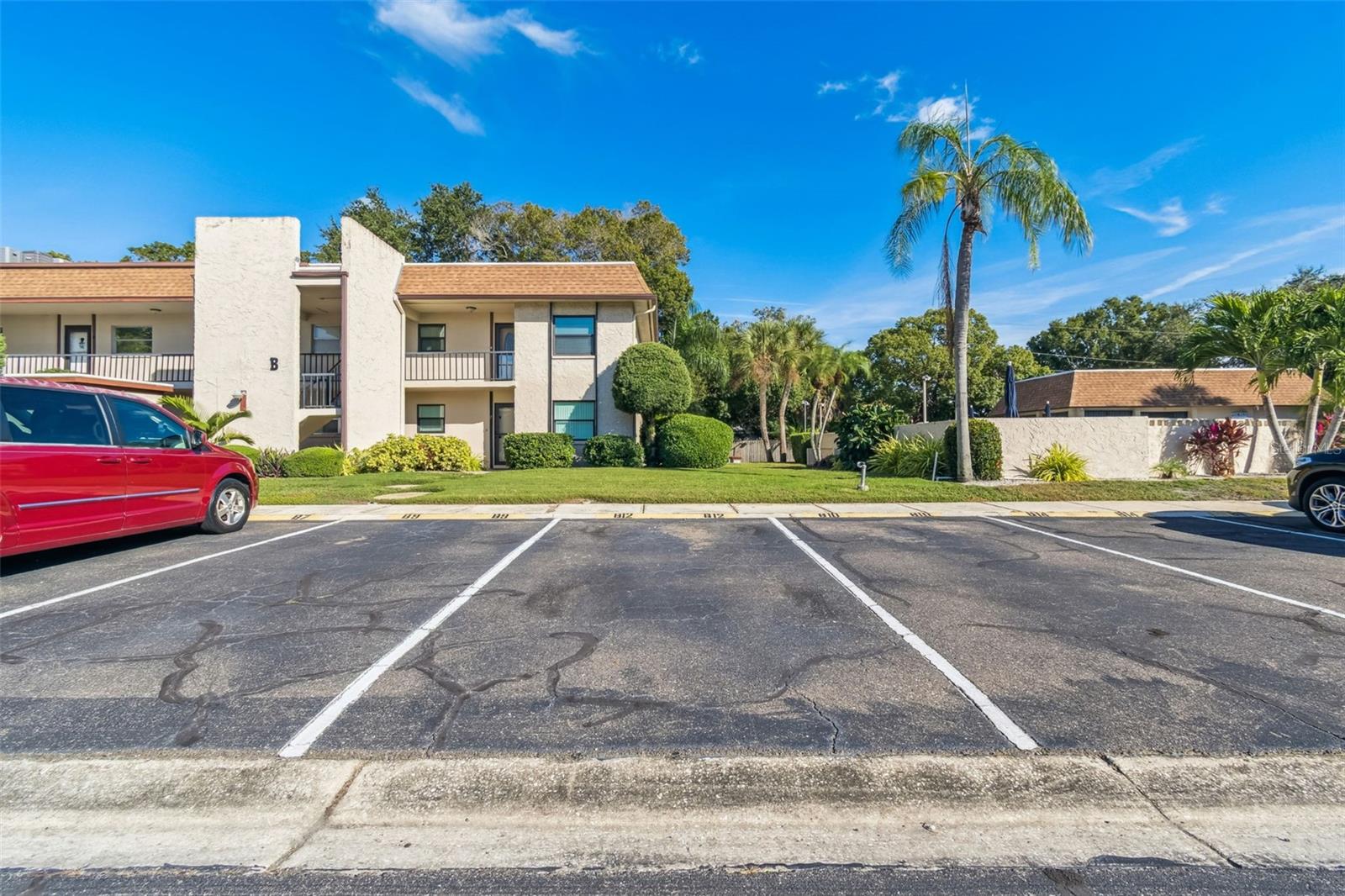 2750 E Bay Dr #12b Property Photo 3