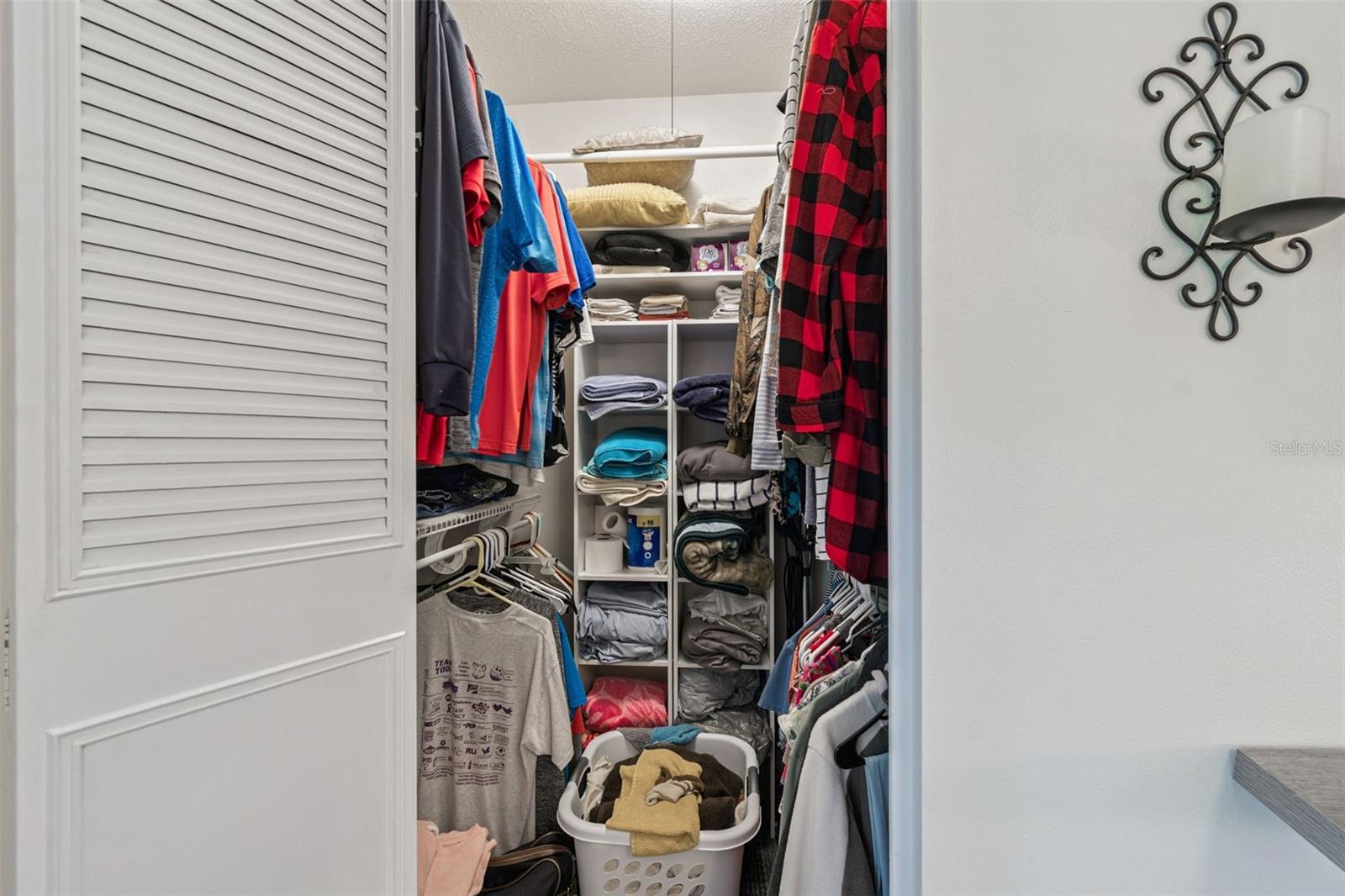 2750 E Bay Dr #12b Property Photo 18