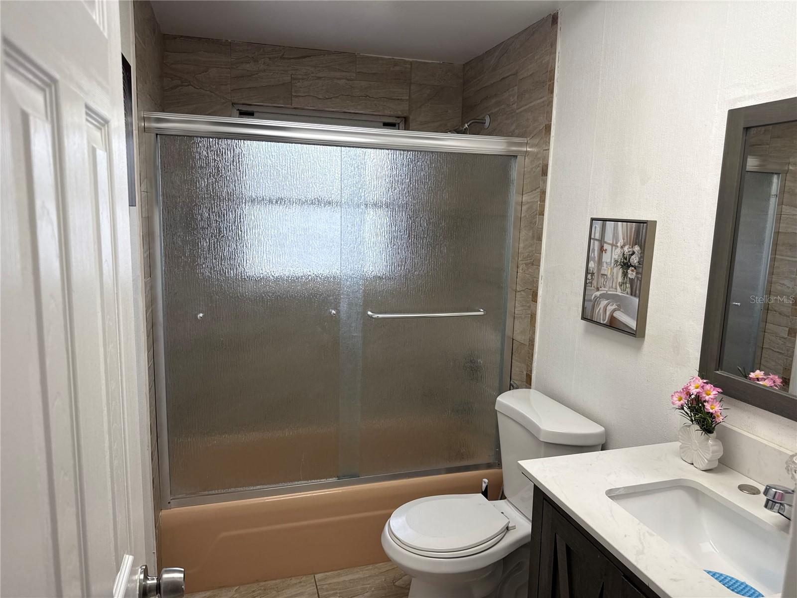 10611 N Altman St Property Photo 21