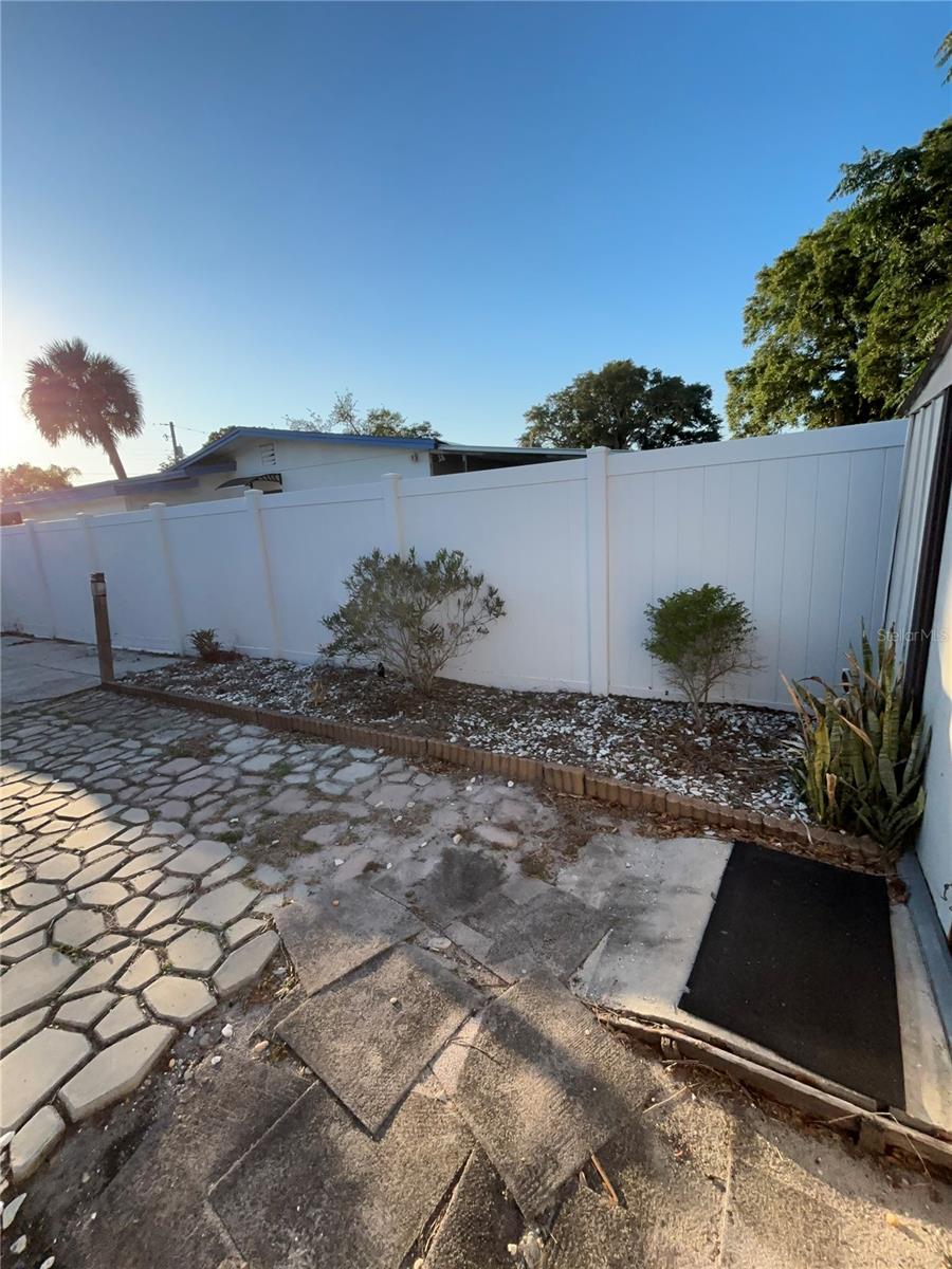 10611 N Altman St Property Photo 37