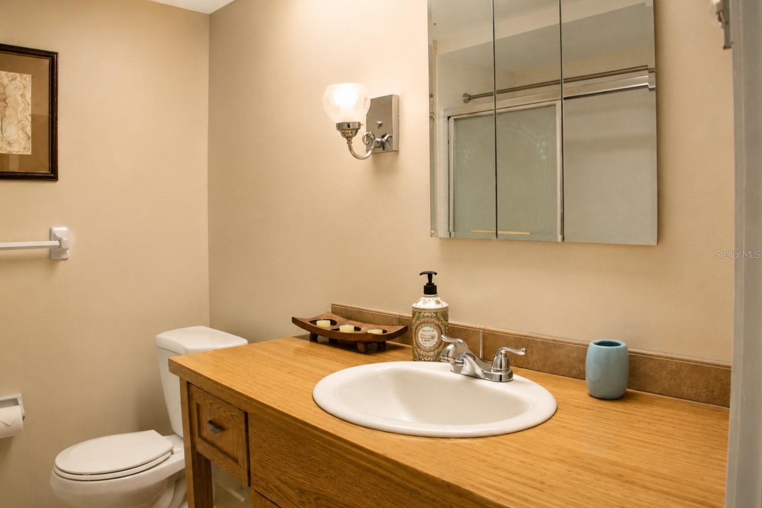 1662 S Lake Ave #6 Property Photo 10