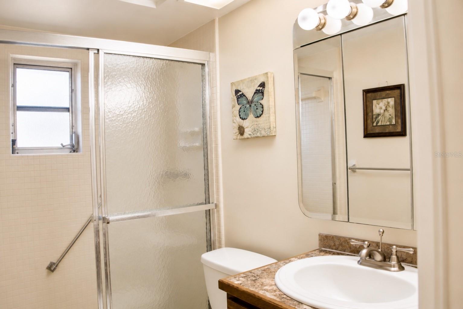 1662 S Lake Ave #6 Property Photo 14