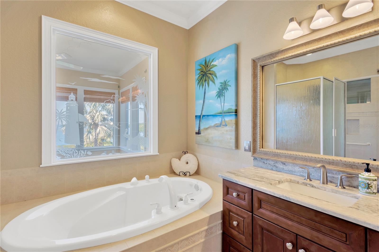 511 Seaview Dr Property Photo 27