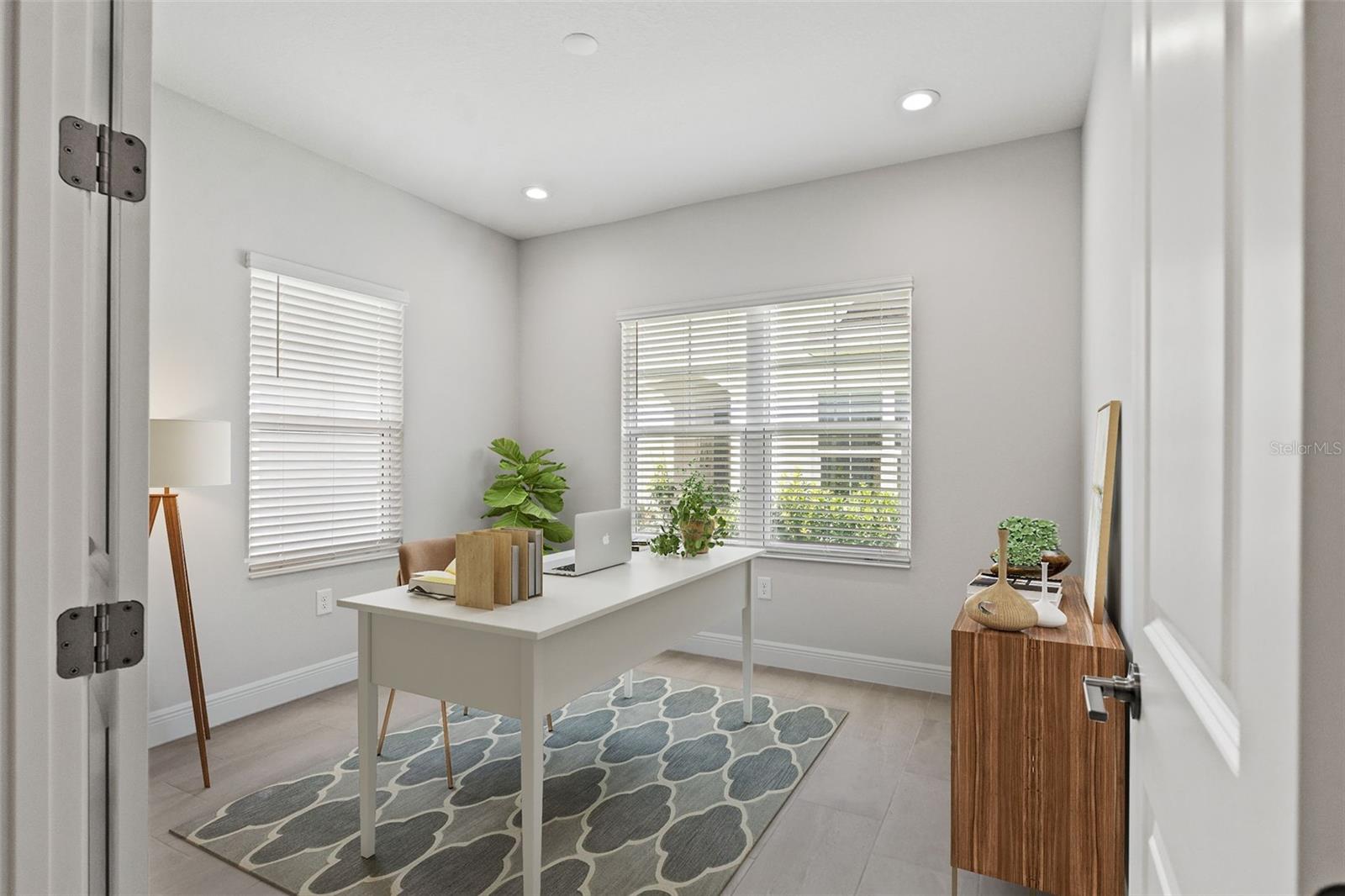 18131 Franklin Park Ct Property Photo 6