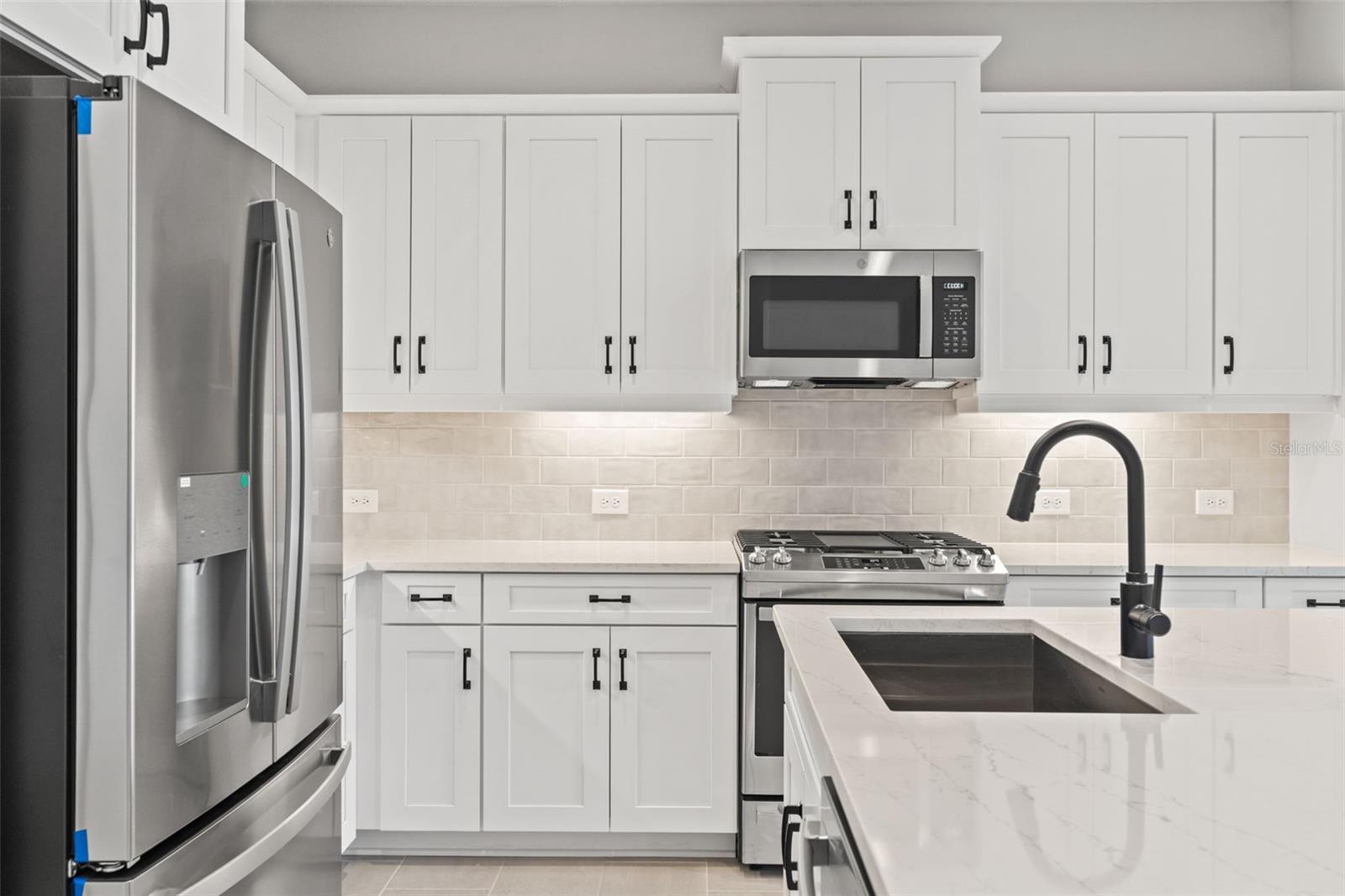 18131 Franklin Park Ct Property Photo 27