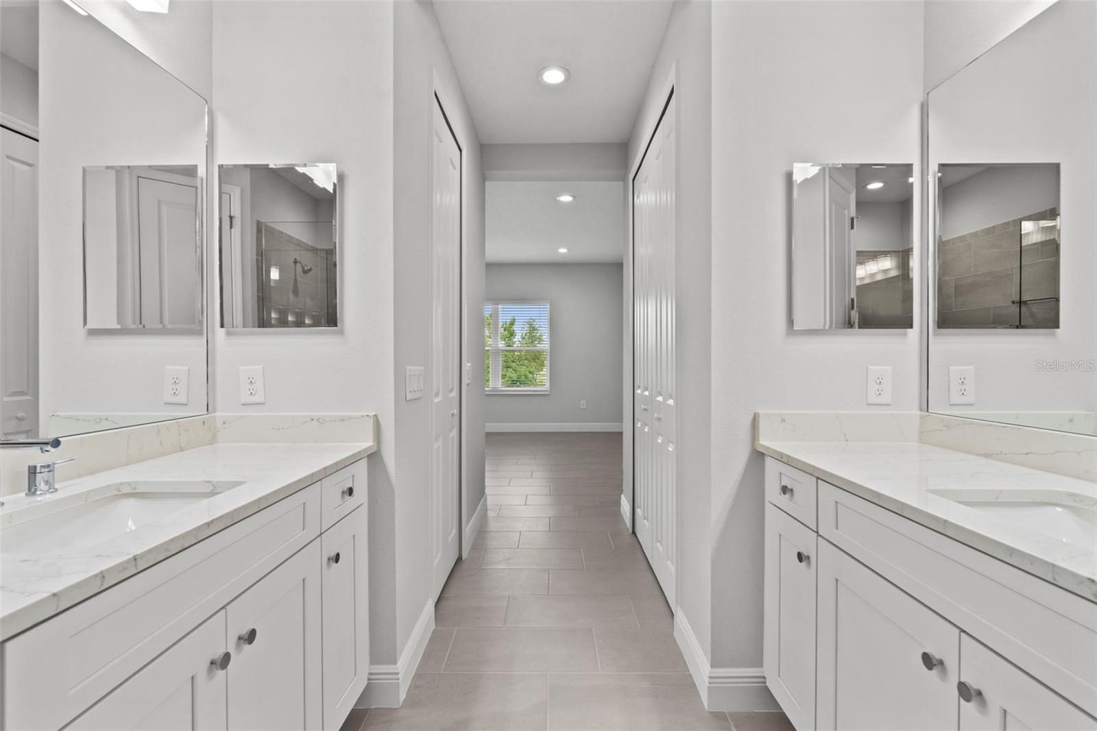 18131 Franklin Park Ct Property Photo 38