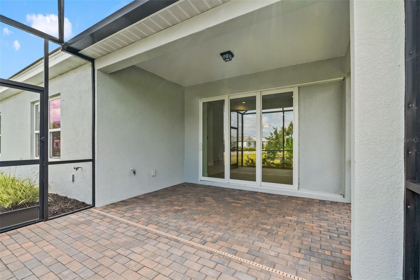 18131 Franklin Park Ct Property Photo 40