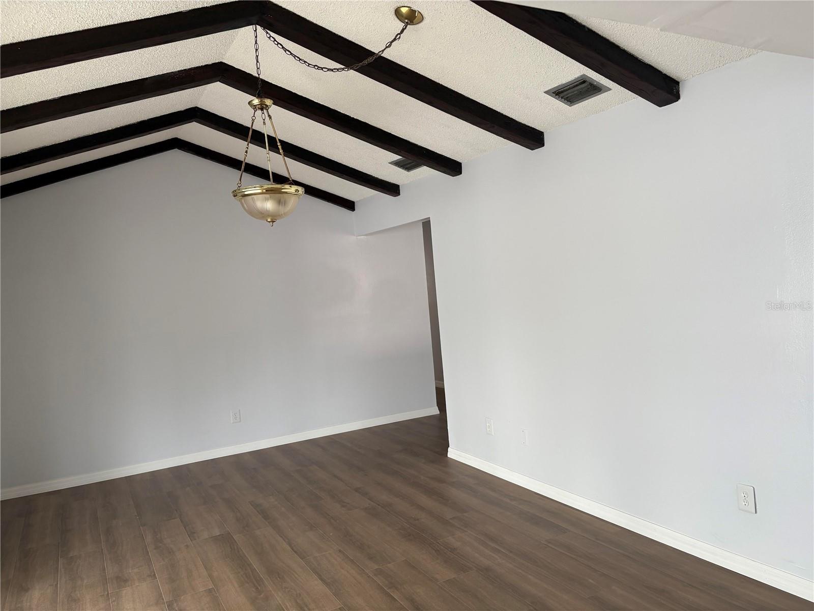 2380 Timbercrest Cir W Property Photo 10