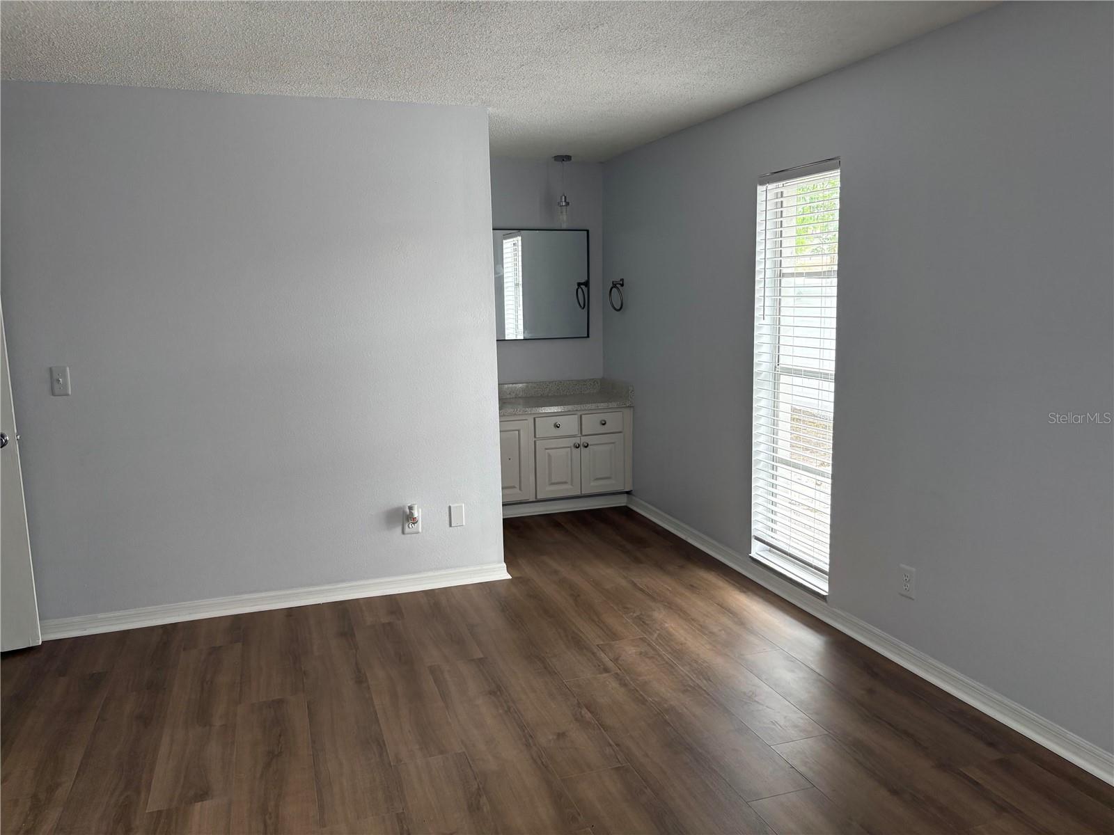 2380 Timbercrest Cir W Property Photo 15