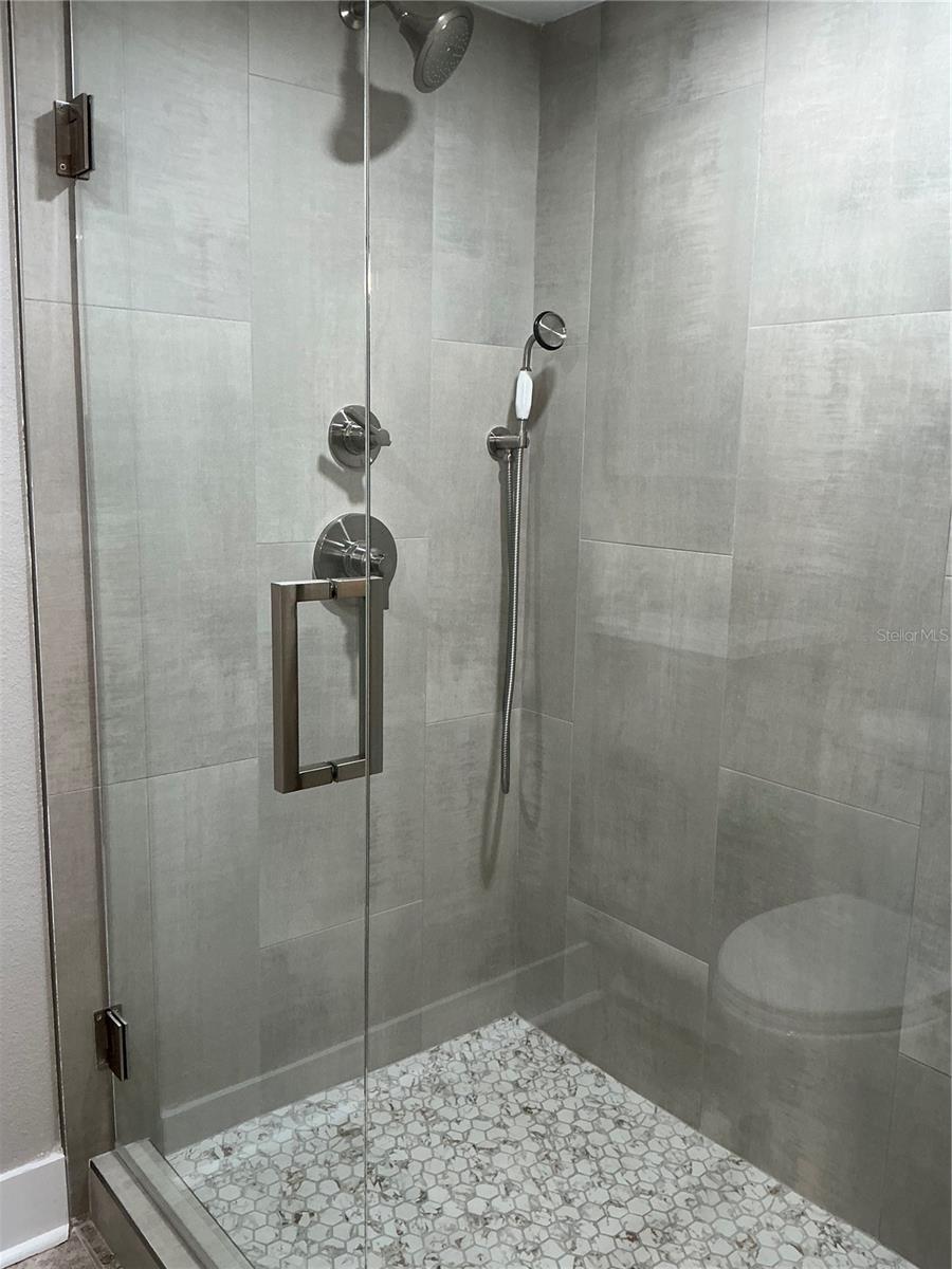 7645 Sun Island Dr S #101 Property Photo 20