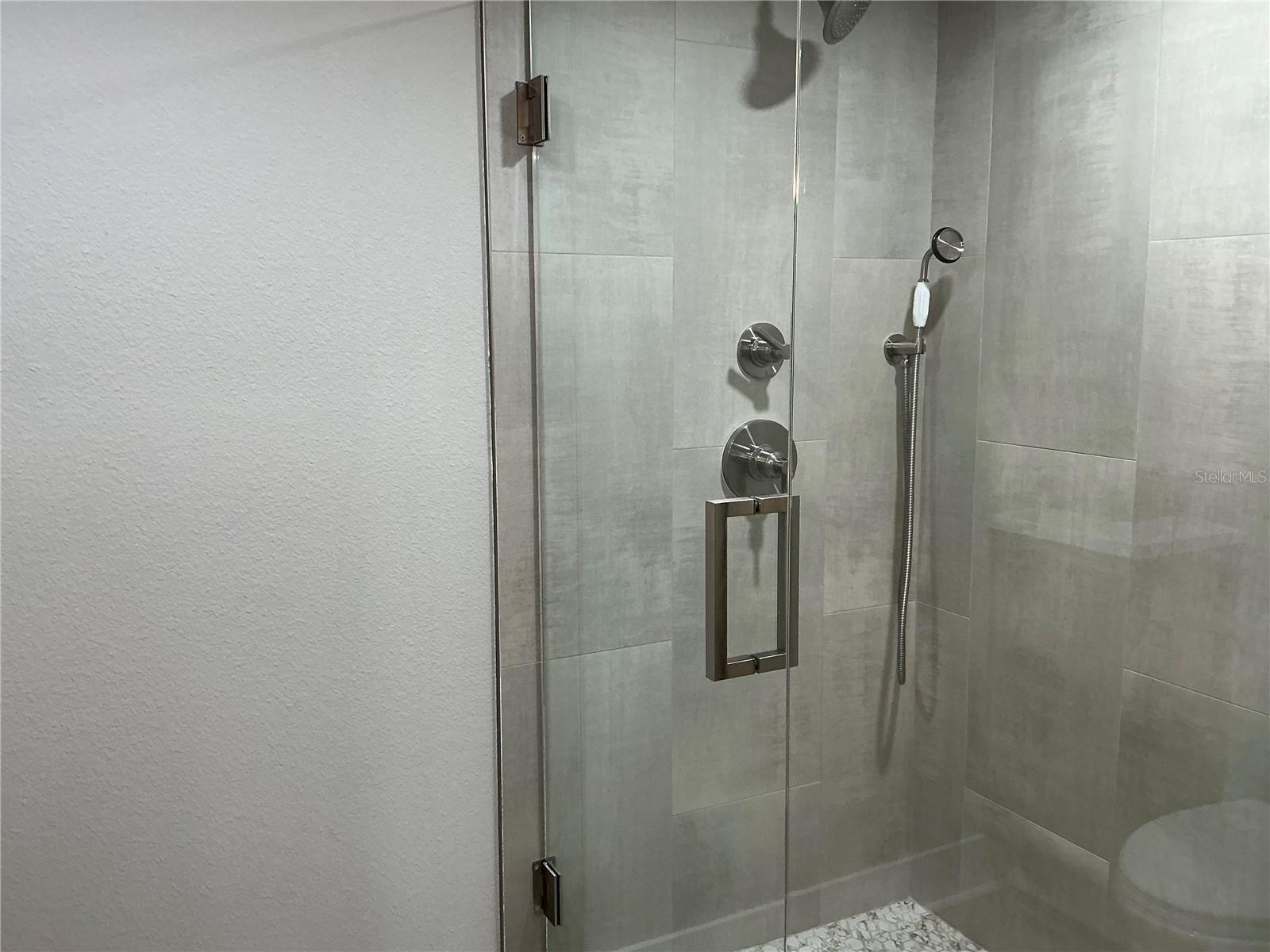 7645 Sun Island Dr S #101 Property Photo 21
