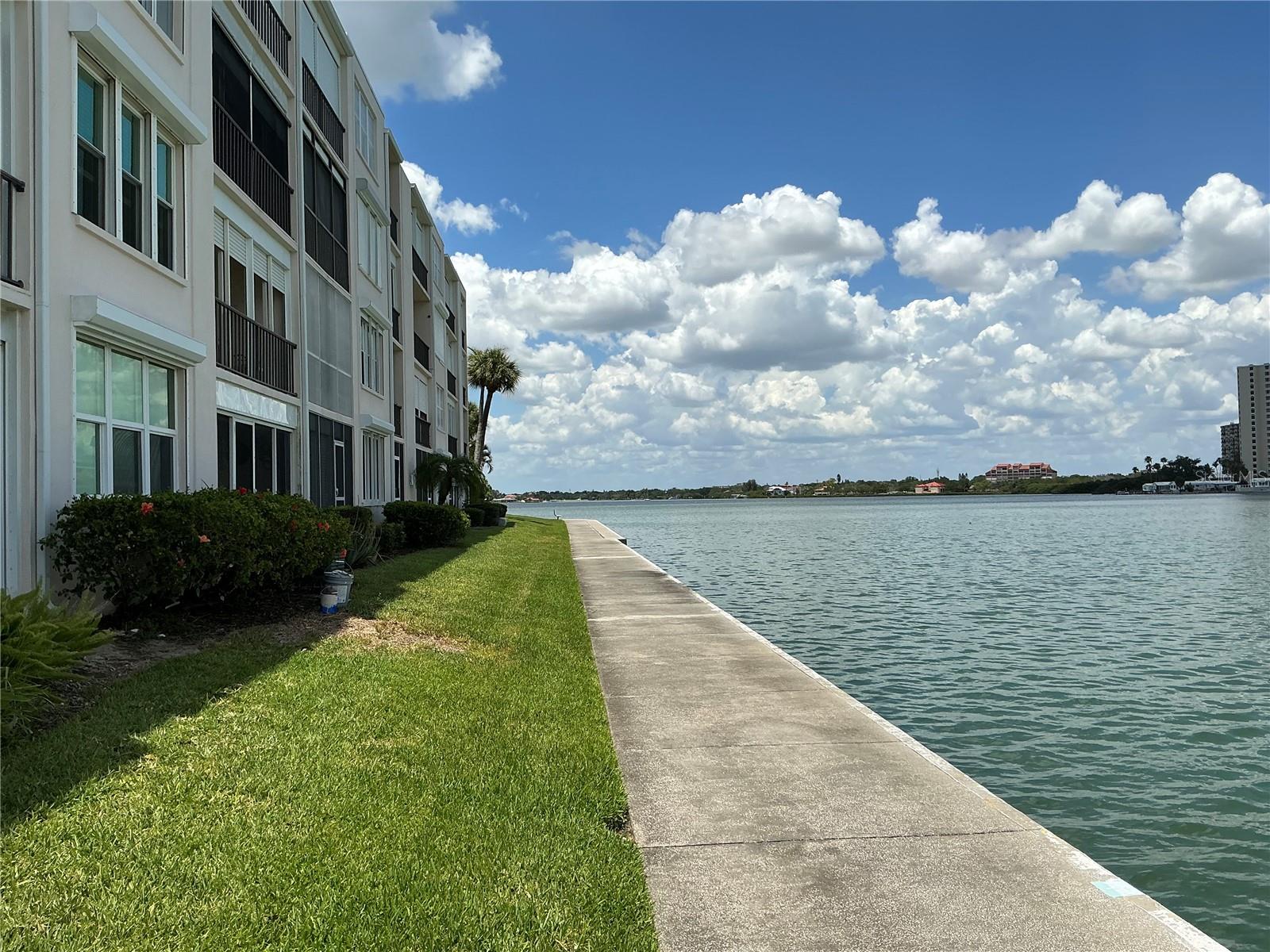7645 Sun Island Dr S #101 Property Photo 37