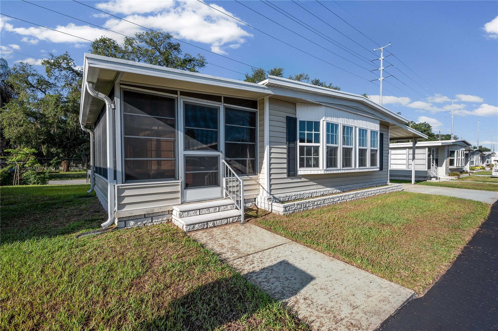 37818 Valencia Ave Property Photo 3