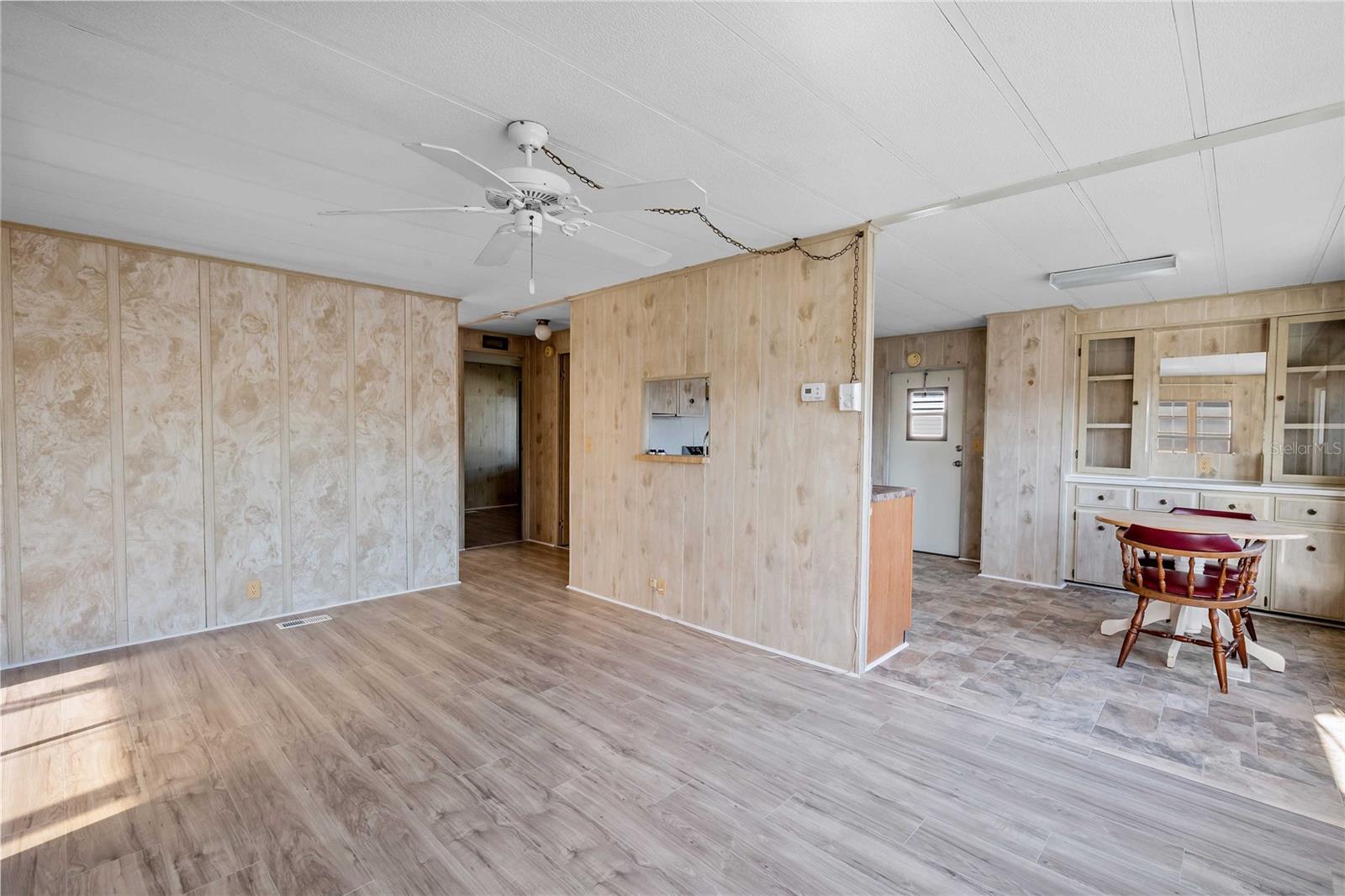 37818 Valencia Ave Property Photo 11