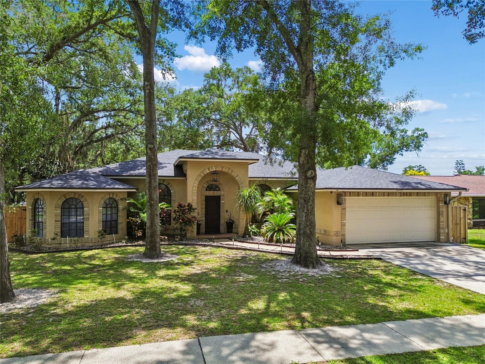 3602 ARLINGTON OAKS CT