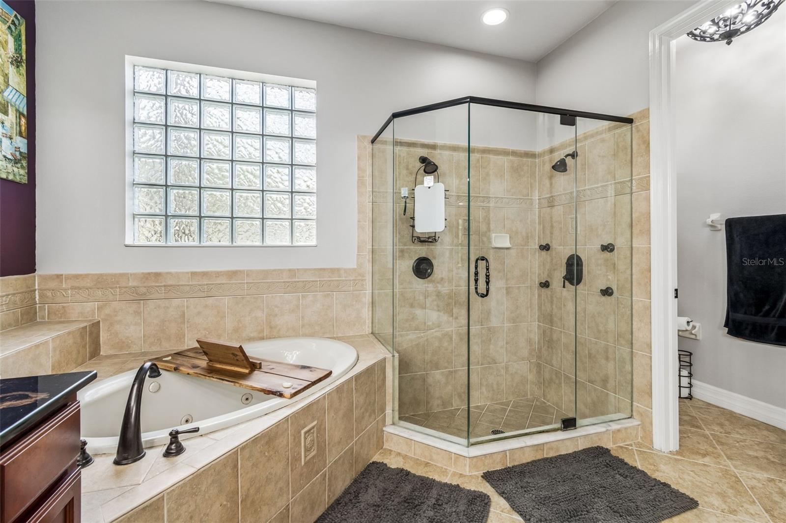 3654 Ballastone Dr Property Photo 40