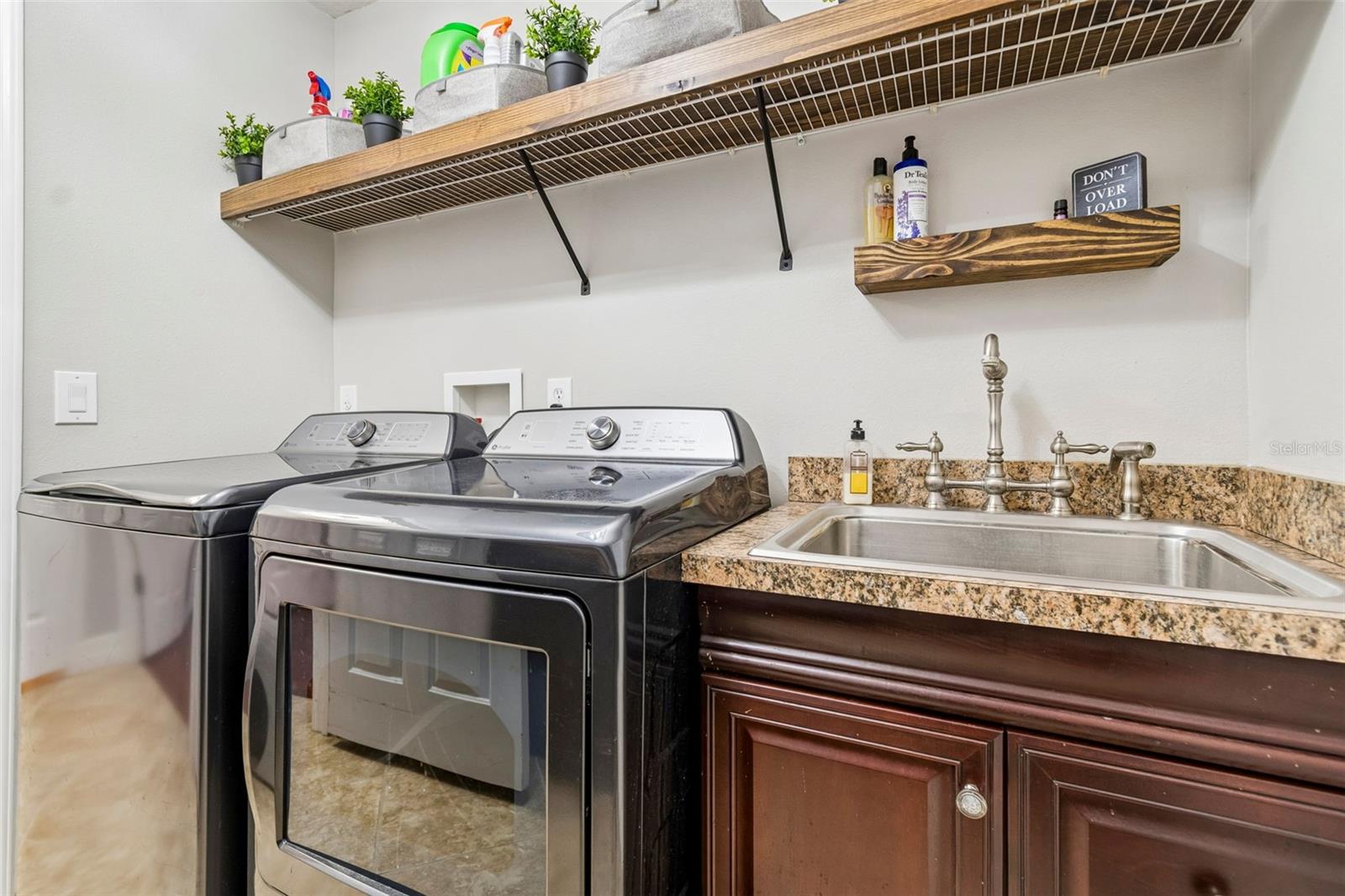 3654 Ballastone Dr Property Photo 45