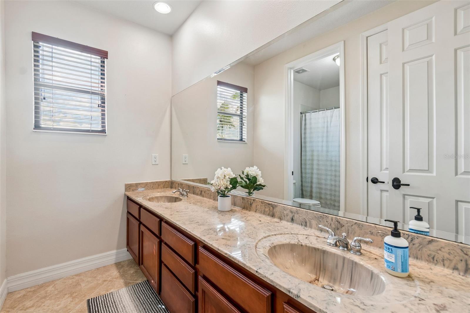 3654 Ballastone Dr Property Photo 52