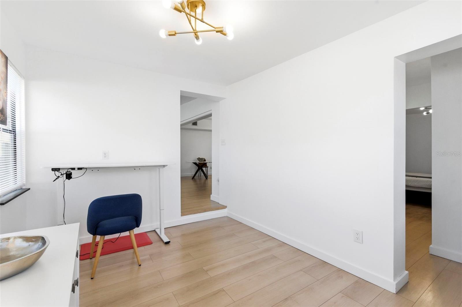 6350 Hampton Drive N Property Photo 32