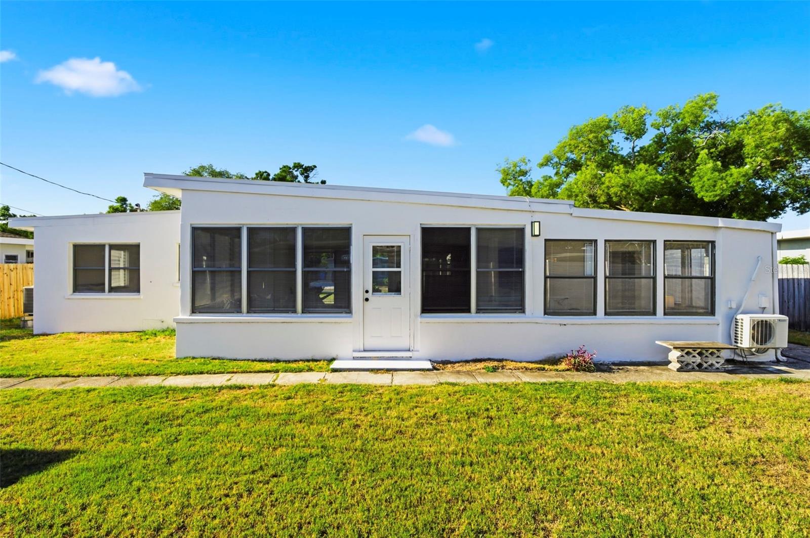 6350 Hampton Drive N Property Photo 45