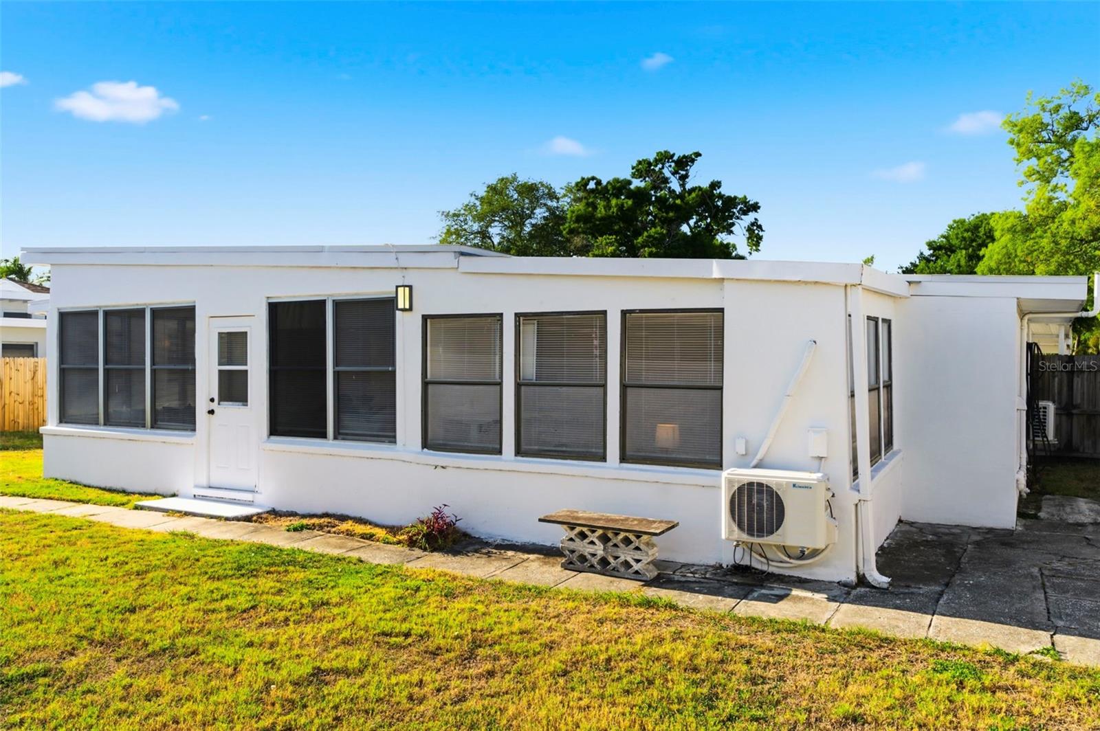 6350 Hampton Drive N Property Photo 46