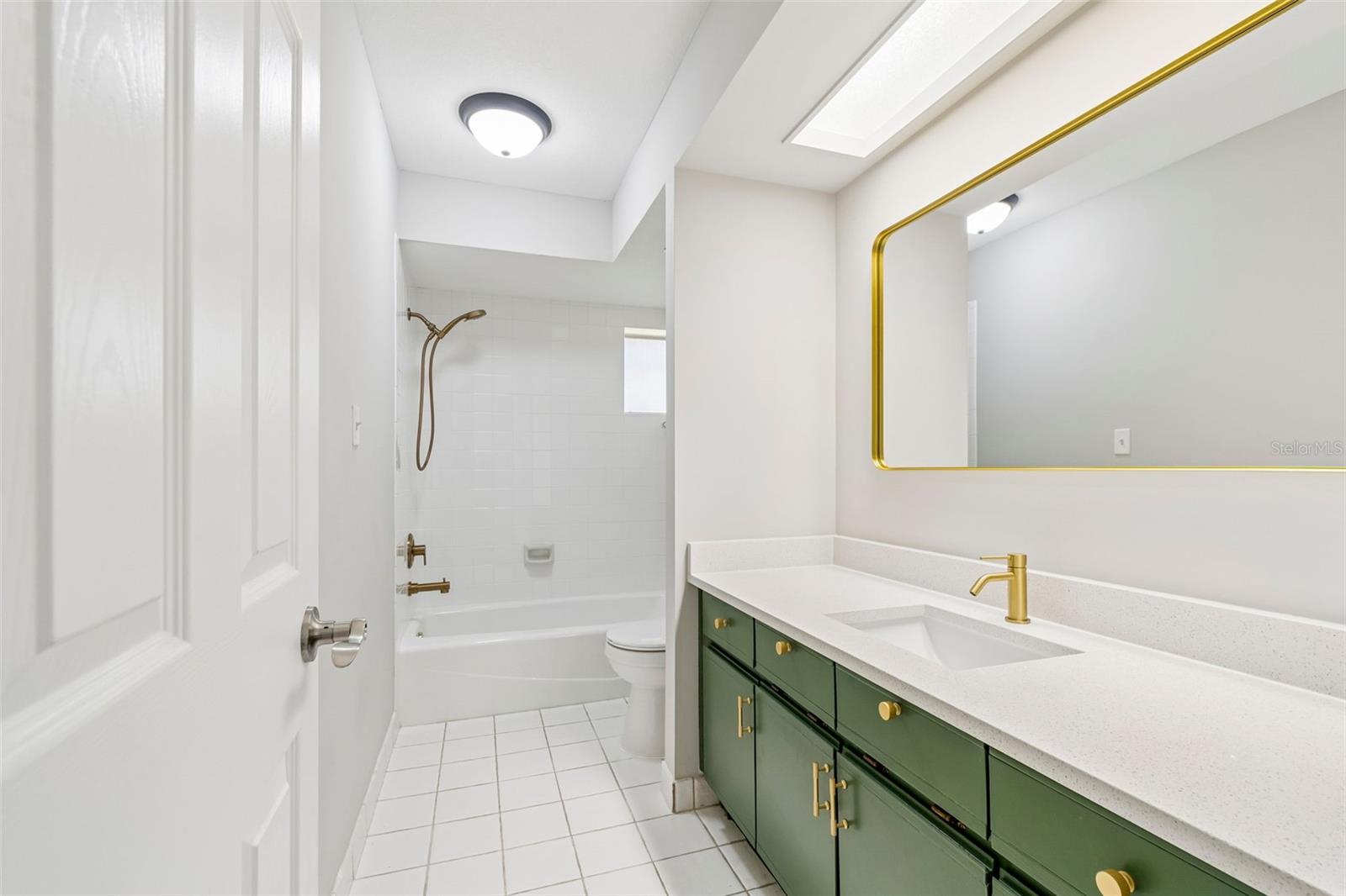 2533 Dolly Bay Dr #101 Property Photo 10