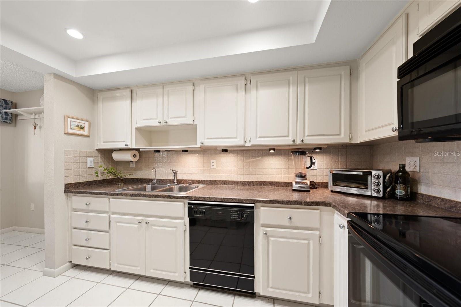 498 Lakeview Dr #44 Property Photo 15