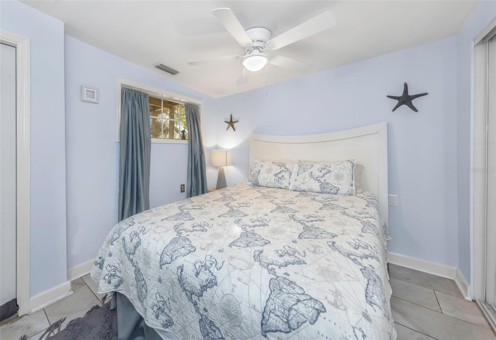 414 Tampa Rd Property Photo 9