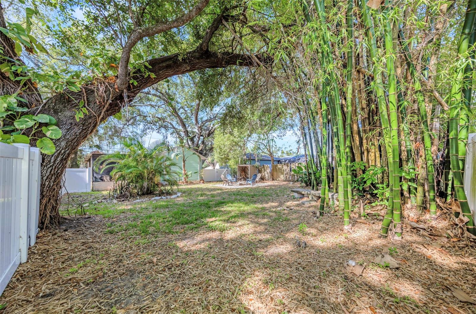 414 Tampa Rd Property Photo 36