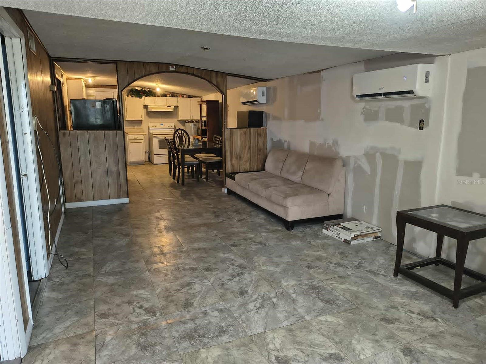 611 Short St Property Photo 4