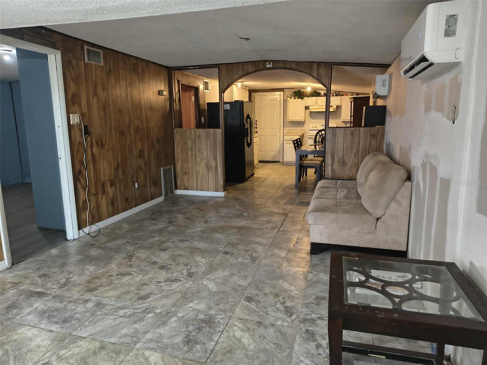 611 Short St Property Photo 5
