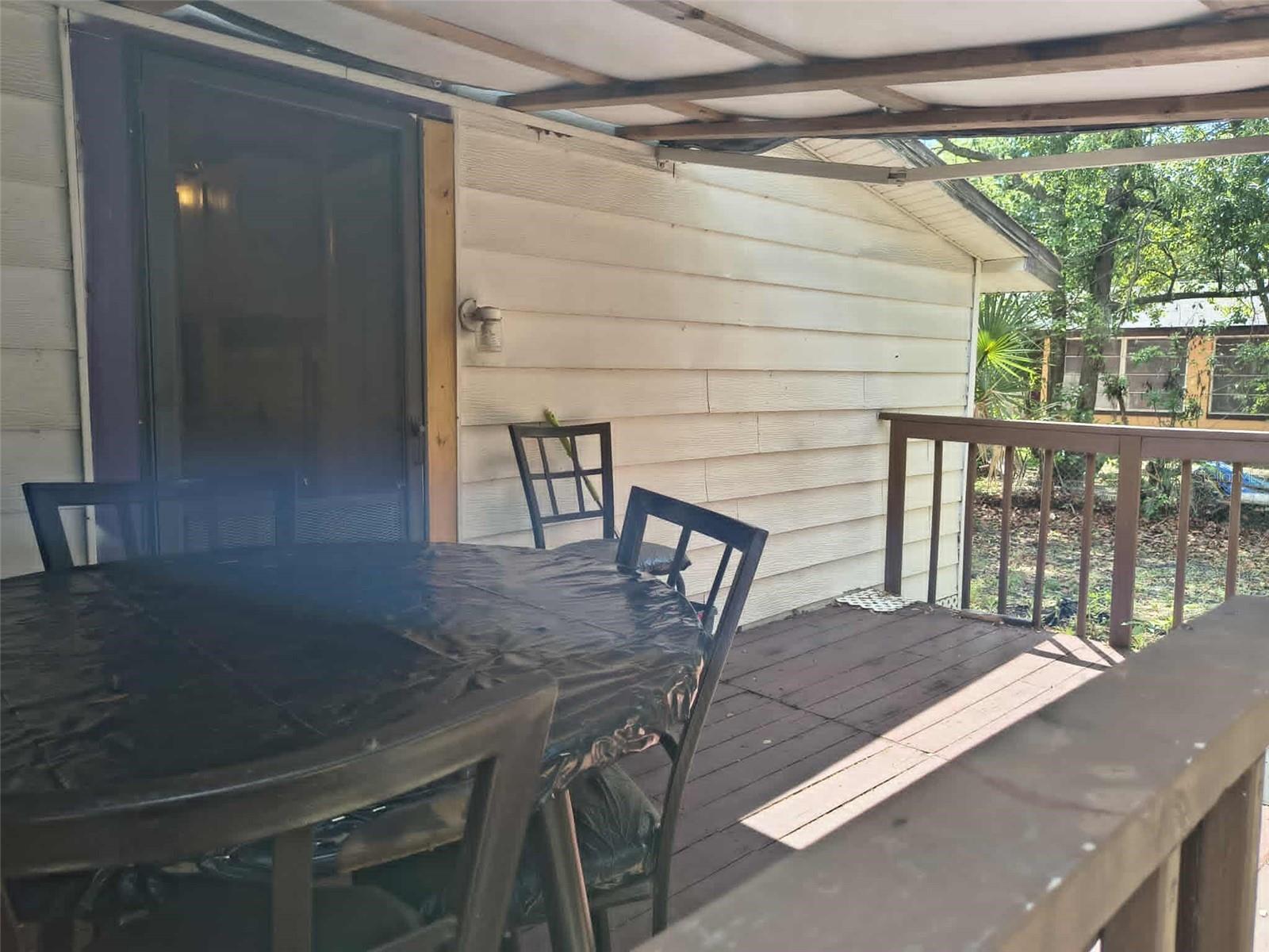 611 Short St Property Photo 16