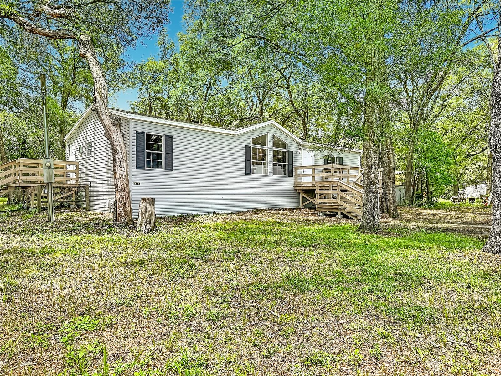 18118 Porsche Pl Property Photo 25