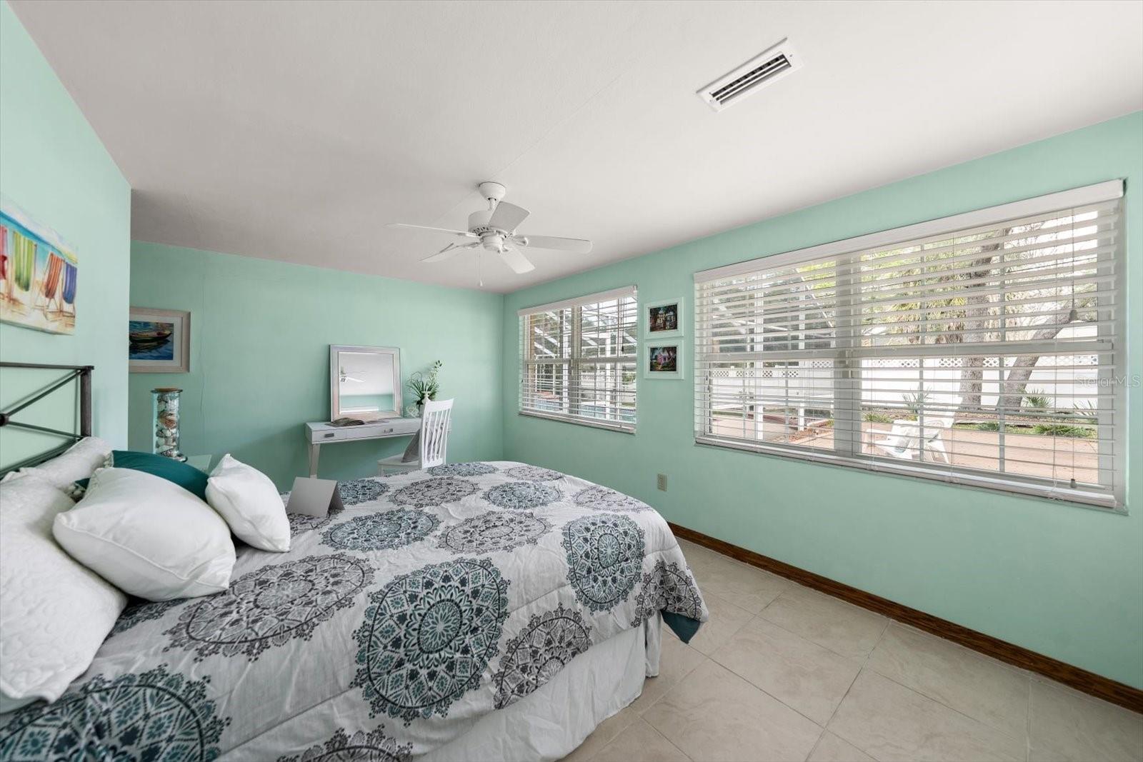 802 Allamanda Dr Property Photo 23