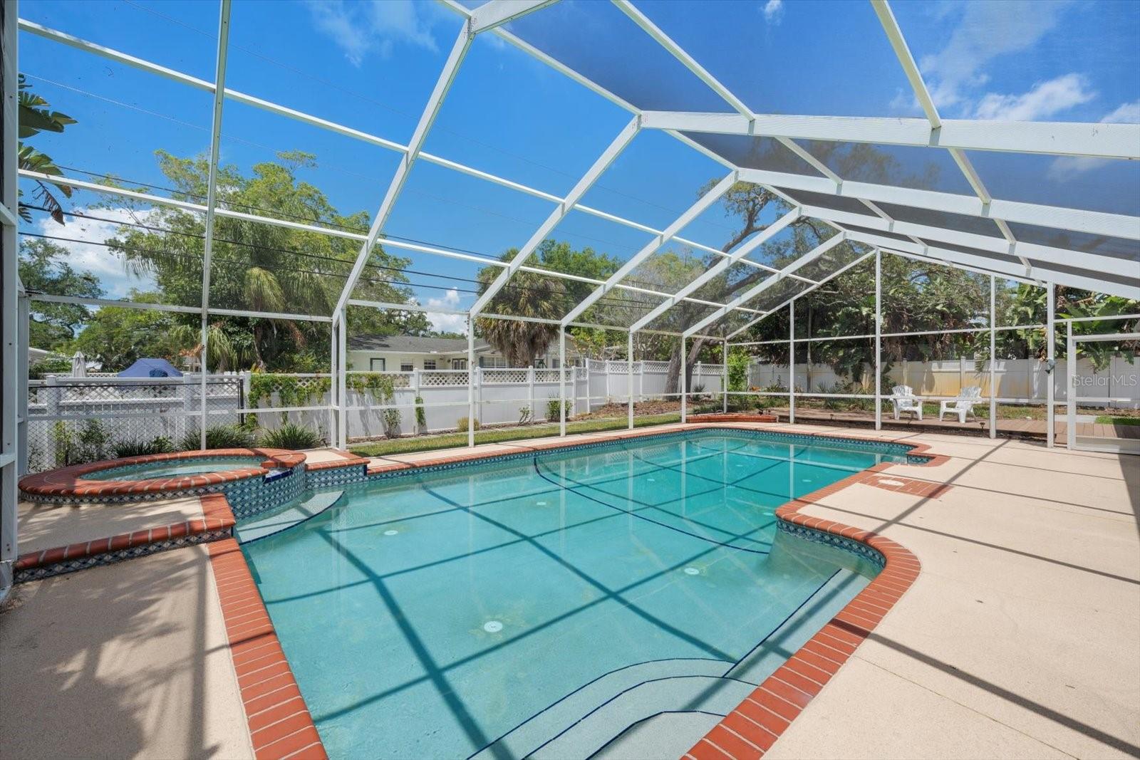 802 Allamanda Dr Property Photo 33