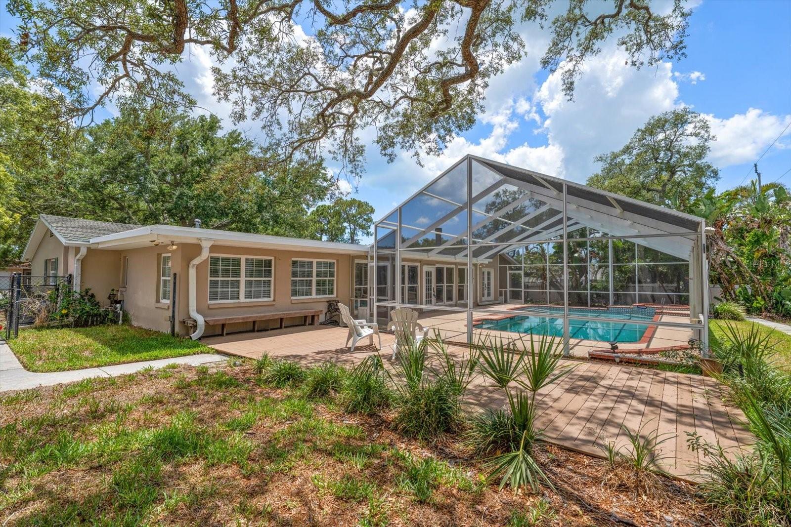 802 Allamanda Dr Property Photo 36