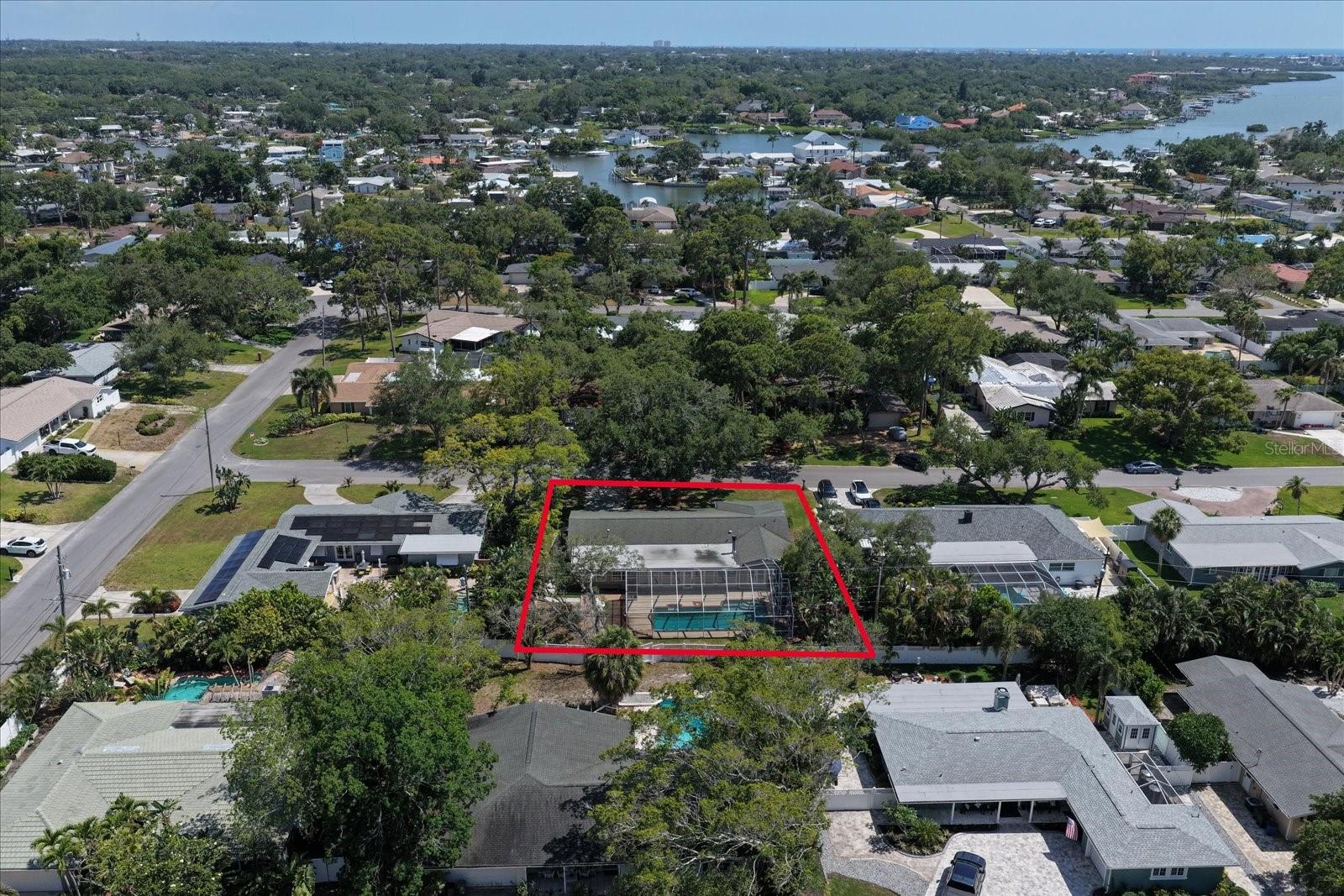 802 Allamanda Dr Property Photo 45