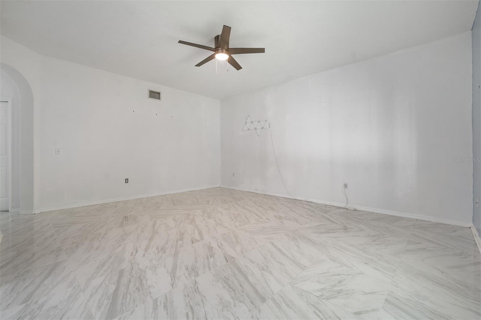 380 Rosalind Ln Property Photo 15