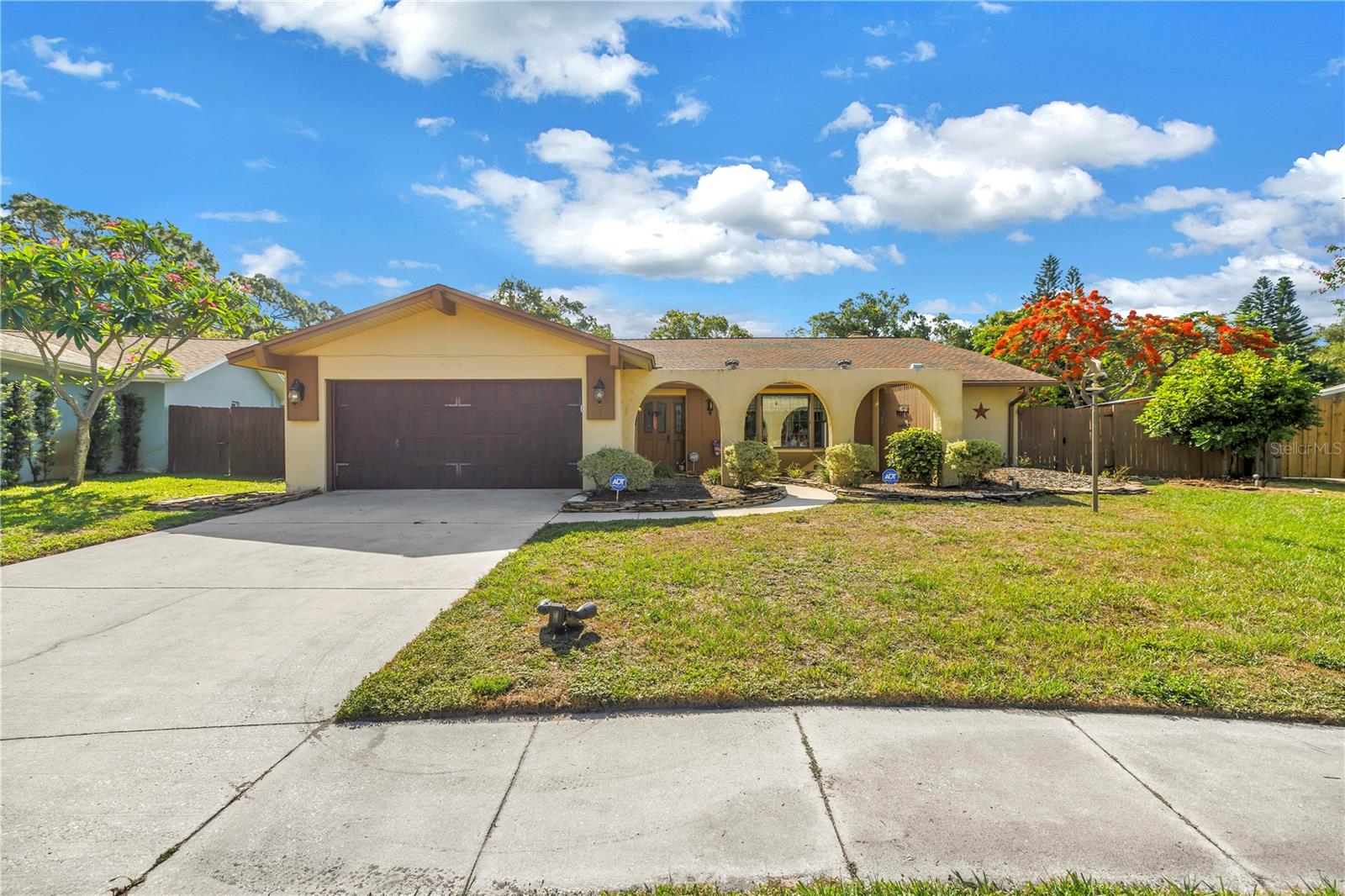 10657 Del Prado Dr E Property Photo 1