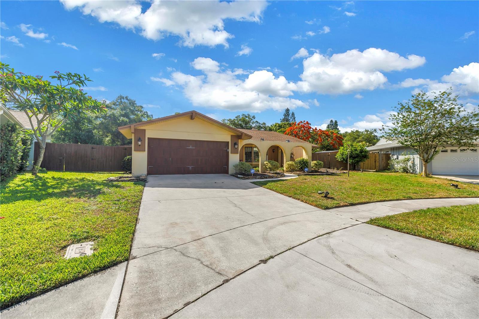10657 Del Prado Dr E Property Photo 4
